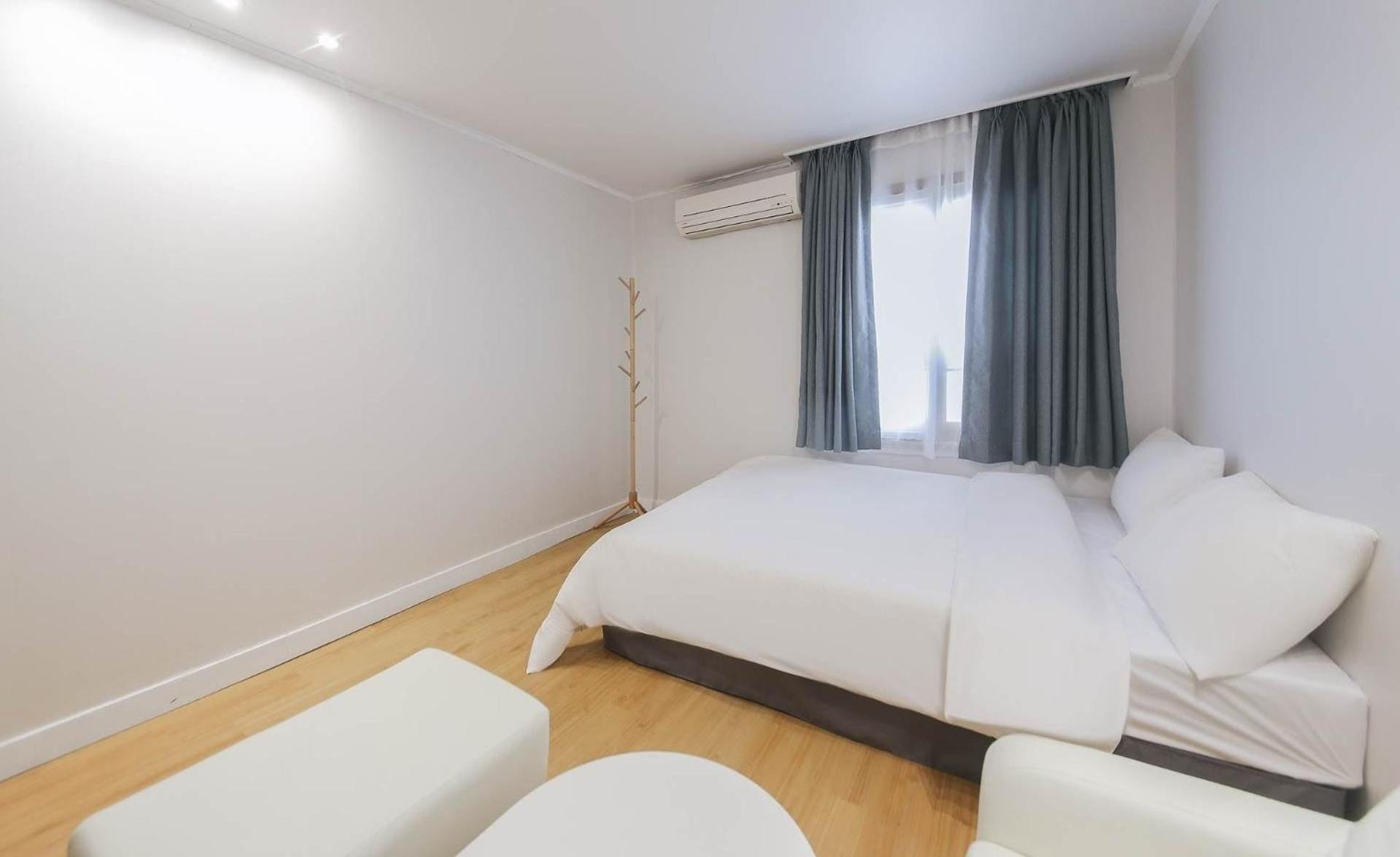 Lofy House Hostel เมืองเชจู ภายนอก รูปภาพ