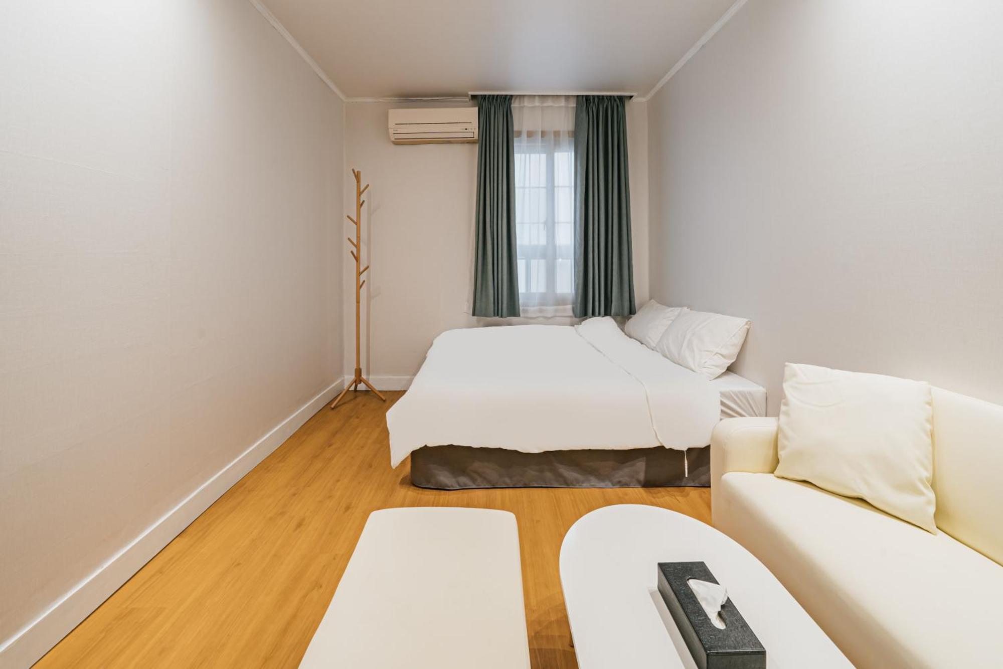 Lofy House Hostel เมืองเชจู ภายนอก รูปภาพ
