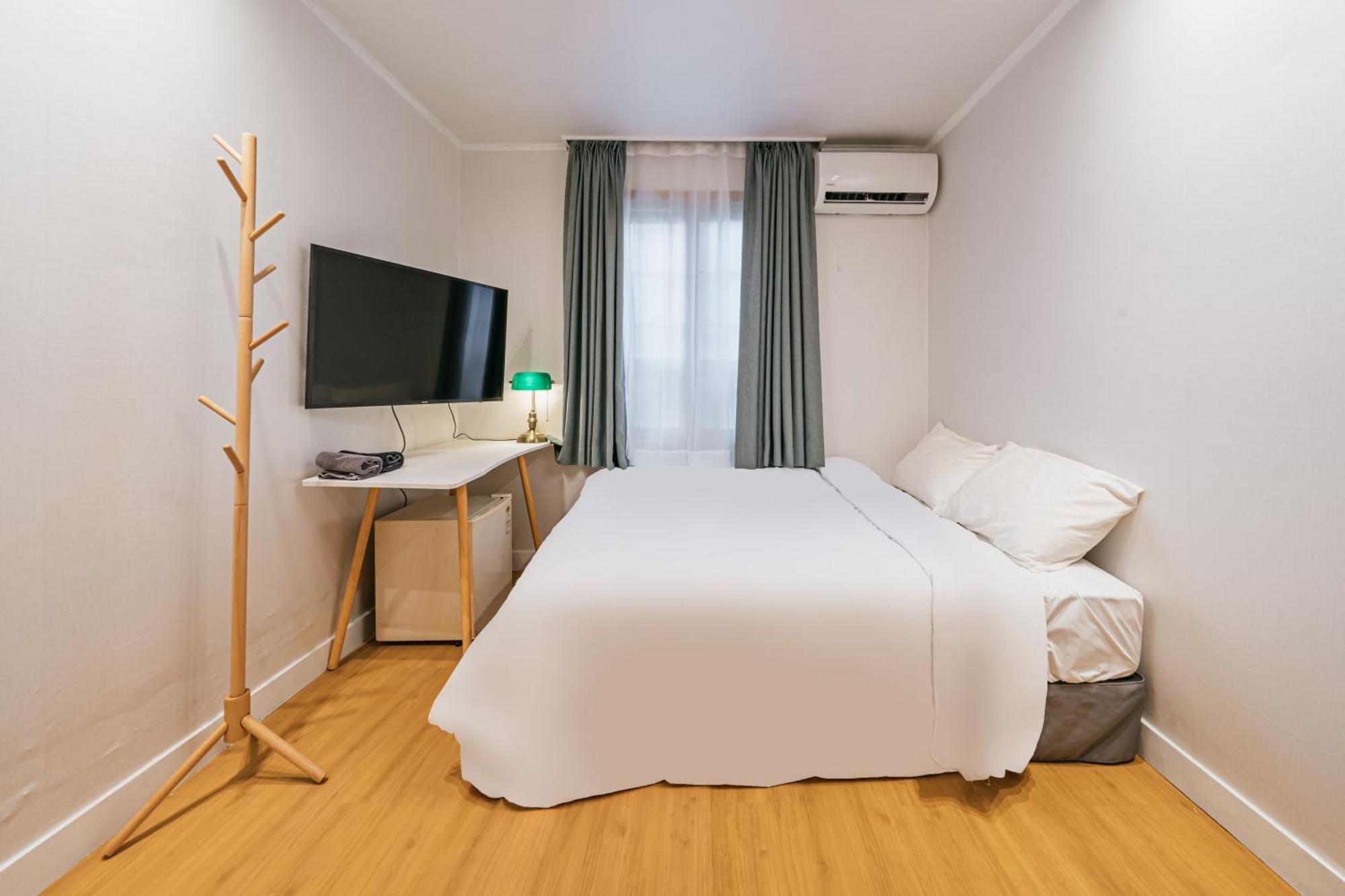 Lofy House Hostel เมืองเชจู ภายนอก รูปภาพ