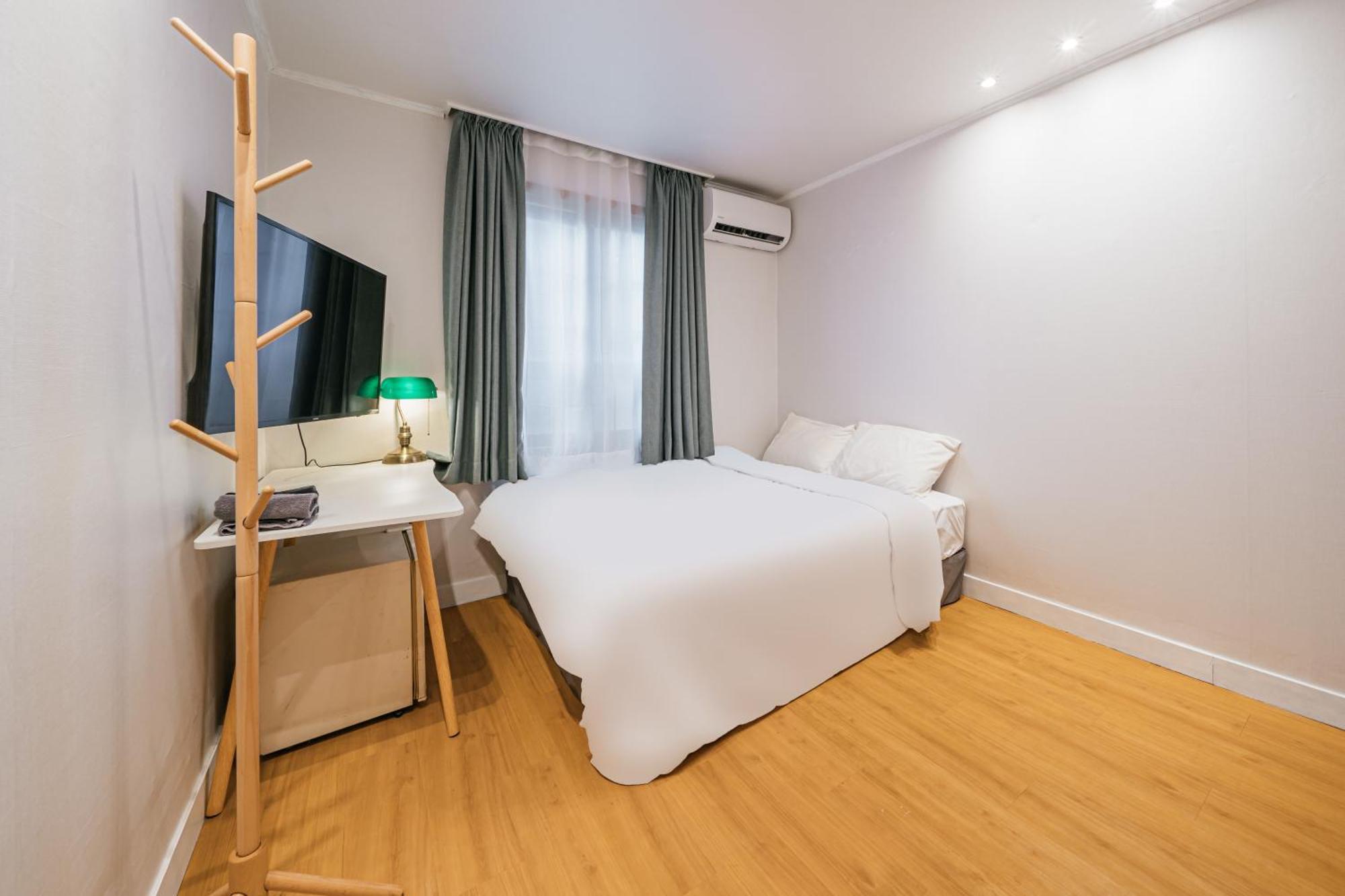 Lofy House Hostel เมืองเชจู ภายนอก รูปภาพ